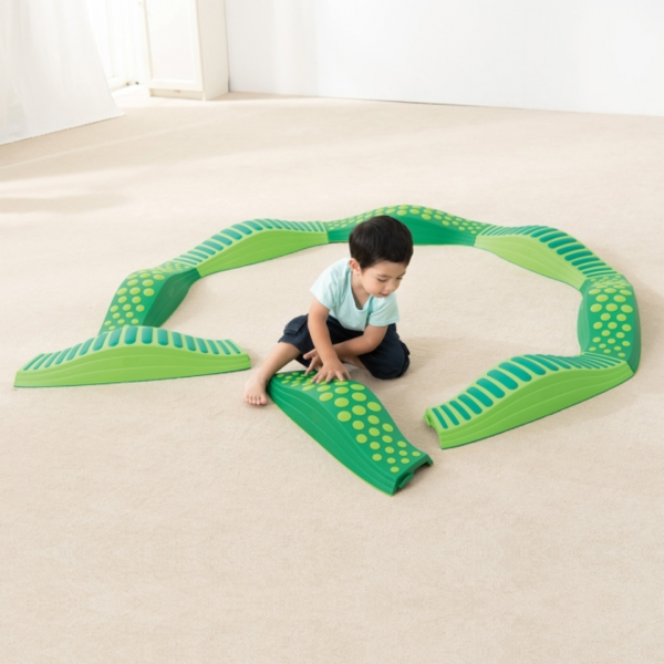 We Play - Wavy Tactile Path - Image 2