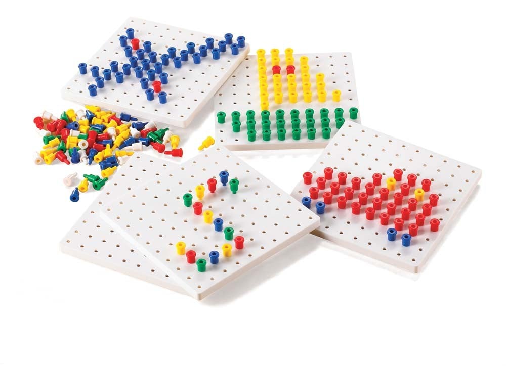 Peg & Peg board (5 Board + 1000‘s Pegs)